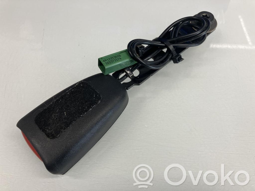 Volvo V70 Boucle de ceinture de sécurité avant