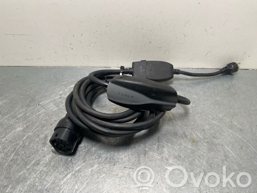 Tesla Model X Ladekabel für Elektroautos