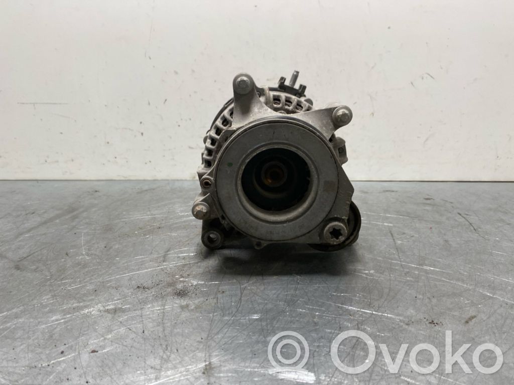 Mercedes-Benz A W177 Lichtmaschine 