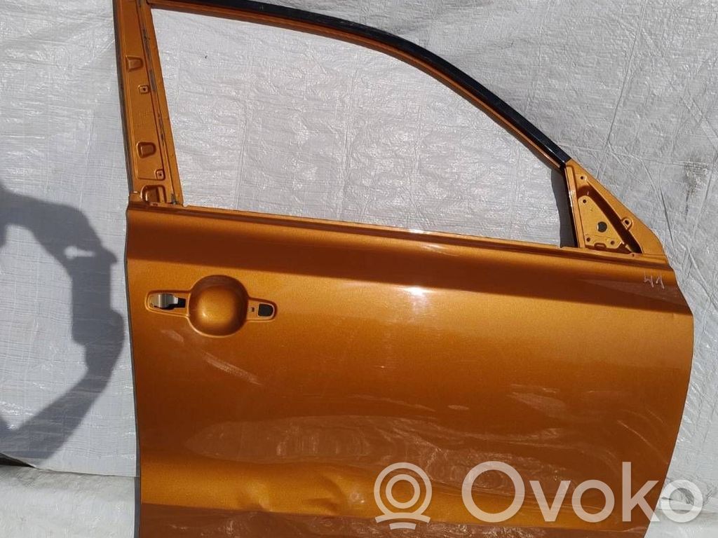 Suzuki Vitara (LY) Puerta delantera 