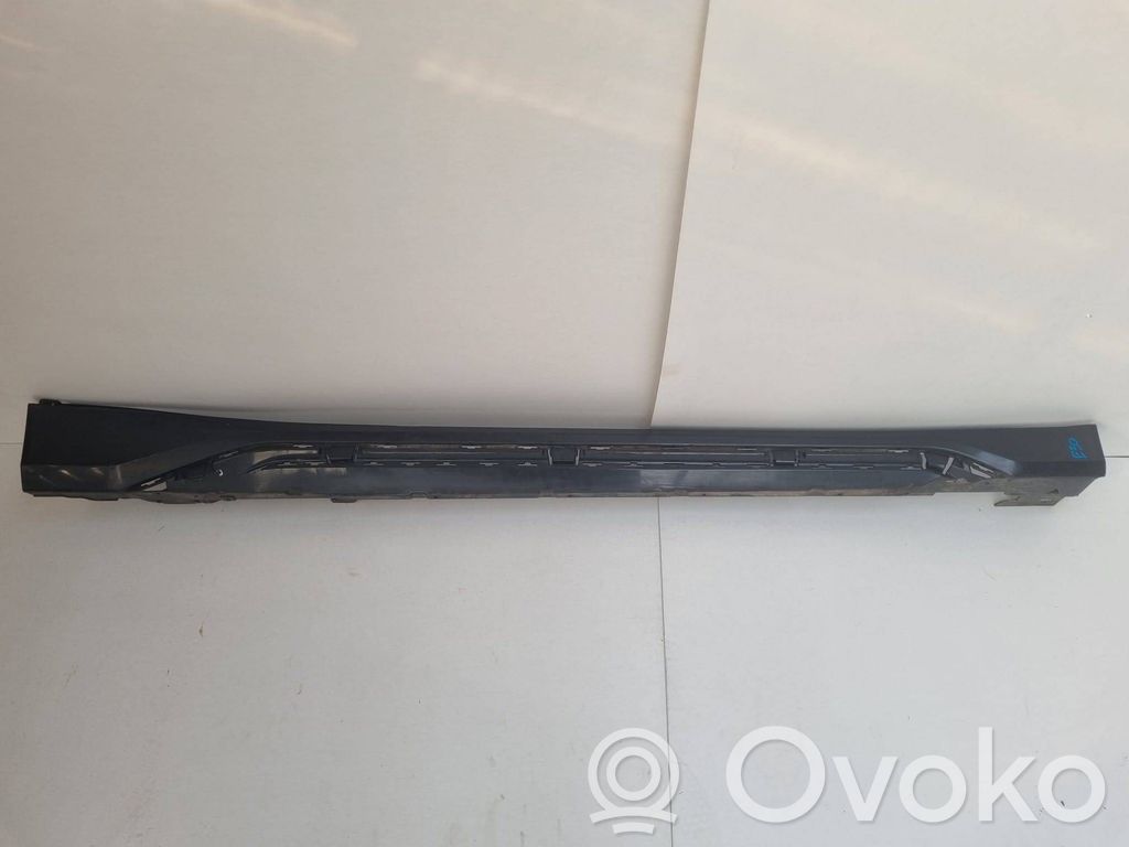 BMW X1 U11 Moldura del faldón lateral 