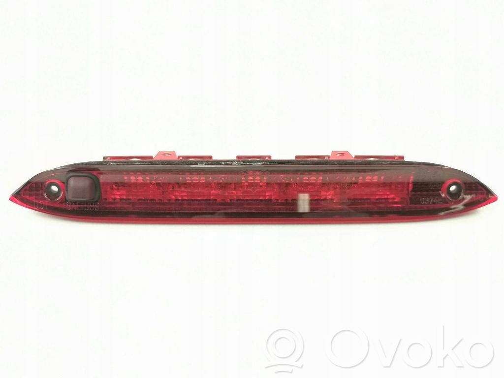 Ford Focus Third/center stoplight 