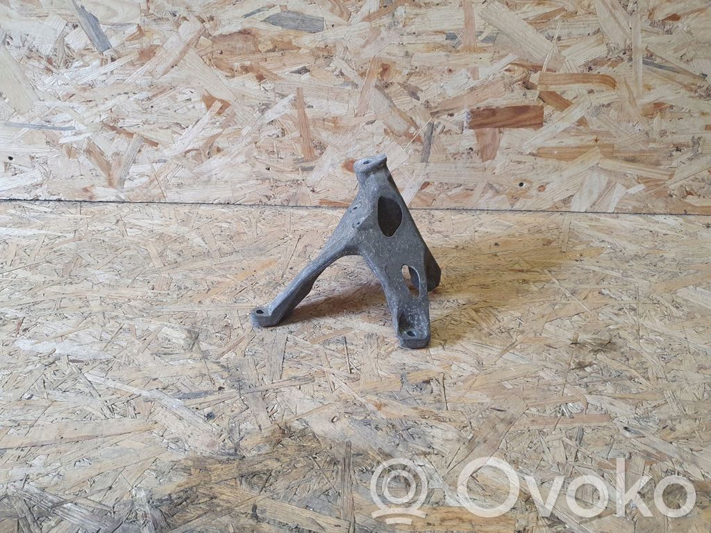 Audi A8 S8 D4 4H Engine mounting bracket 
