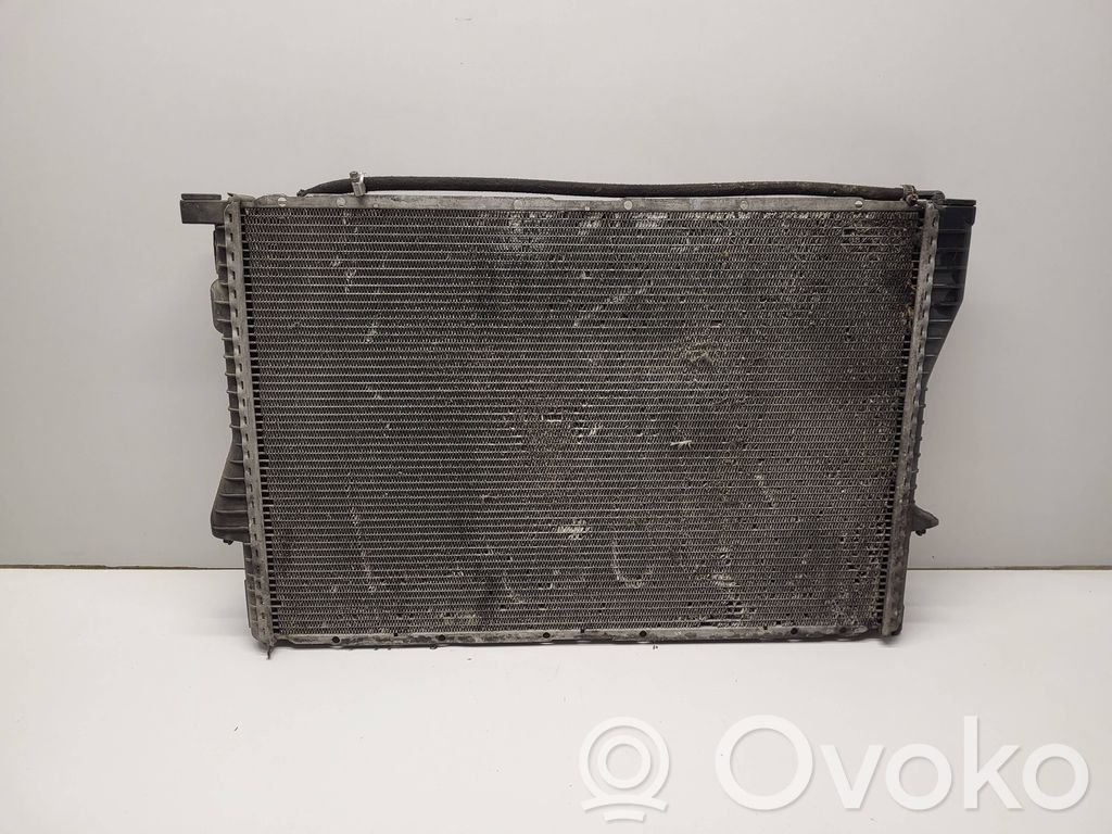 BMW 5 E39 Coolant radiator 