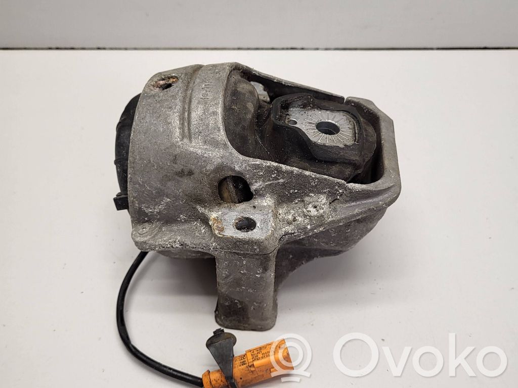Audi A4 S4 B8 8K Wspornik / Mocowanie silnika 