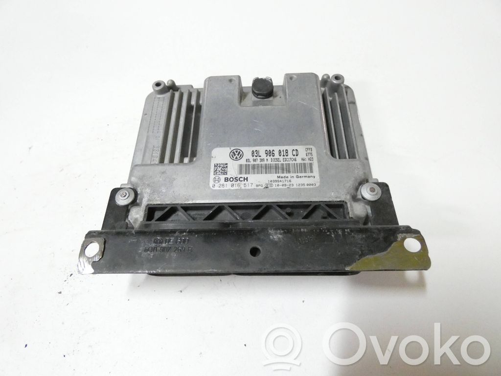 Volkswagen Tiguan Engine control unit/module 