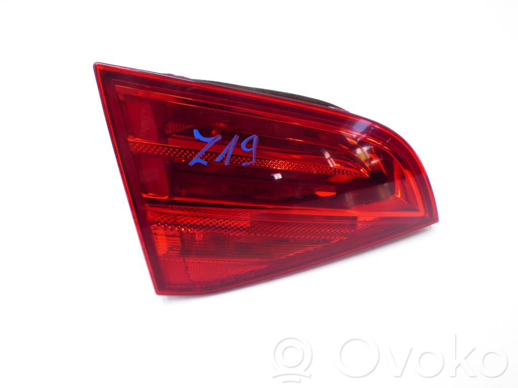 Audi A4 S4 B8 8K Lampy tylnej klapy bagażnika 