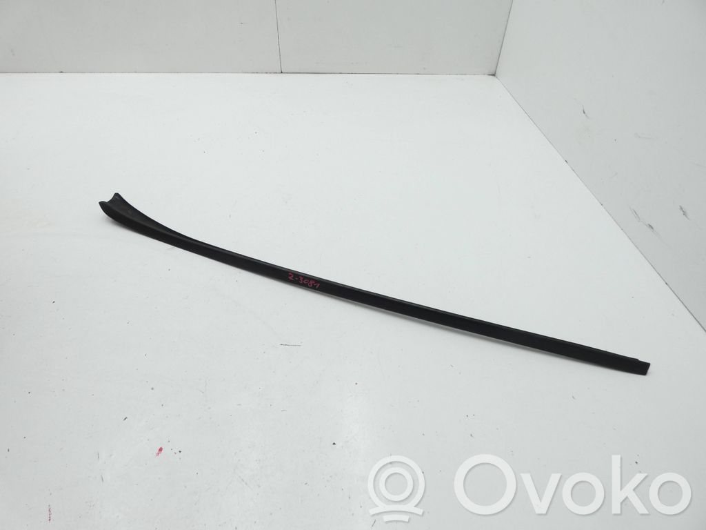 Seat Leon (5F) Moldura del parabrisas 