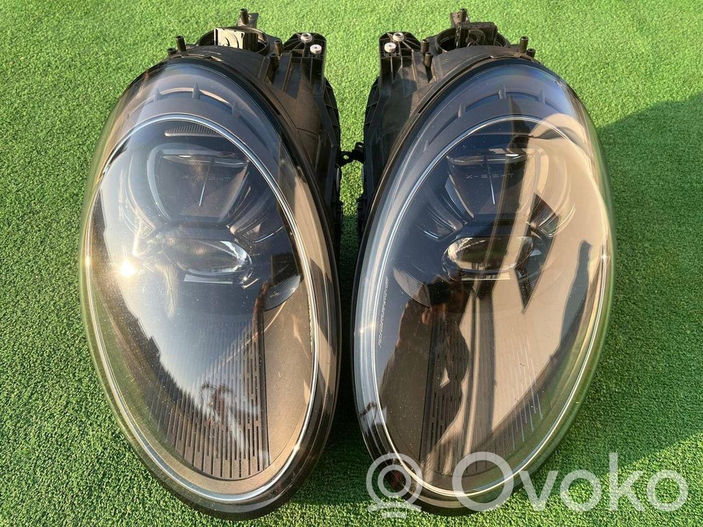 Porsche 992 Lampy przednie / Komplet 