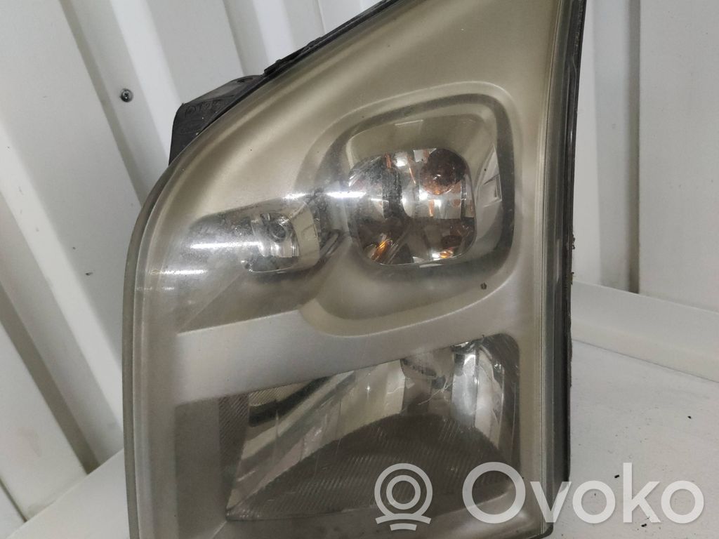 Ford Transit Phare frontale 