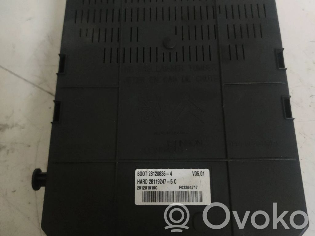 Citroen C5 Fuse module 