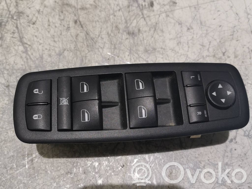 Dodge Journey Interruptor del elevalunas eléctrico 