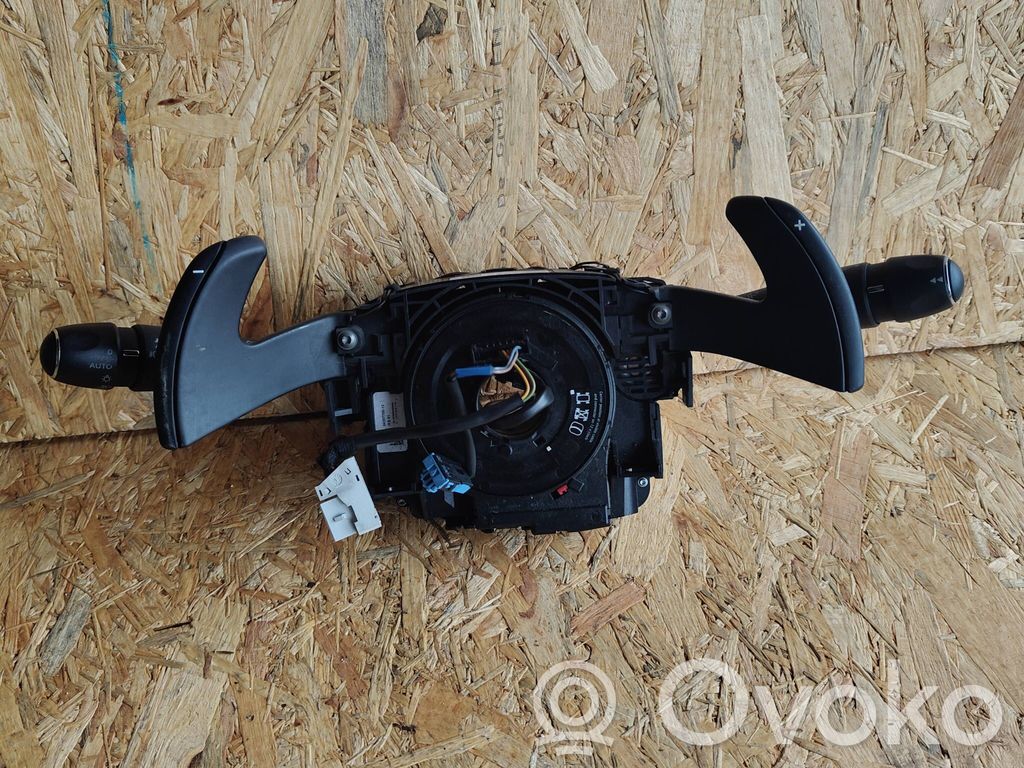 Peugeot 508 Interruptor/palanca de limpiador de luz de giro 