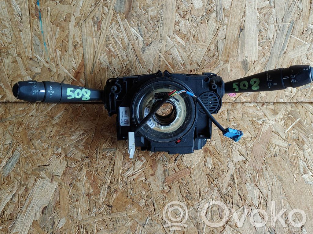 Peugeot 508 Interruptor/palanca de limpiador de luz de giro 