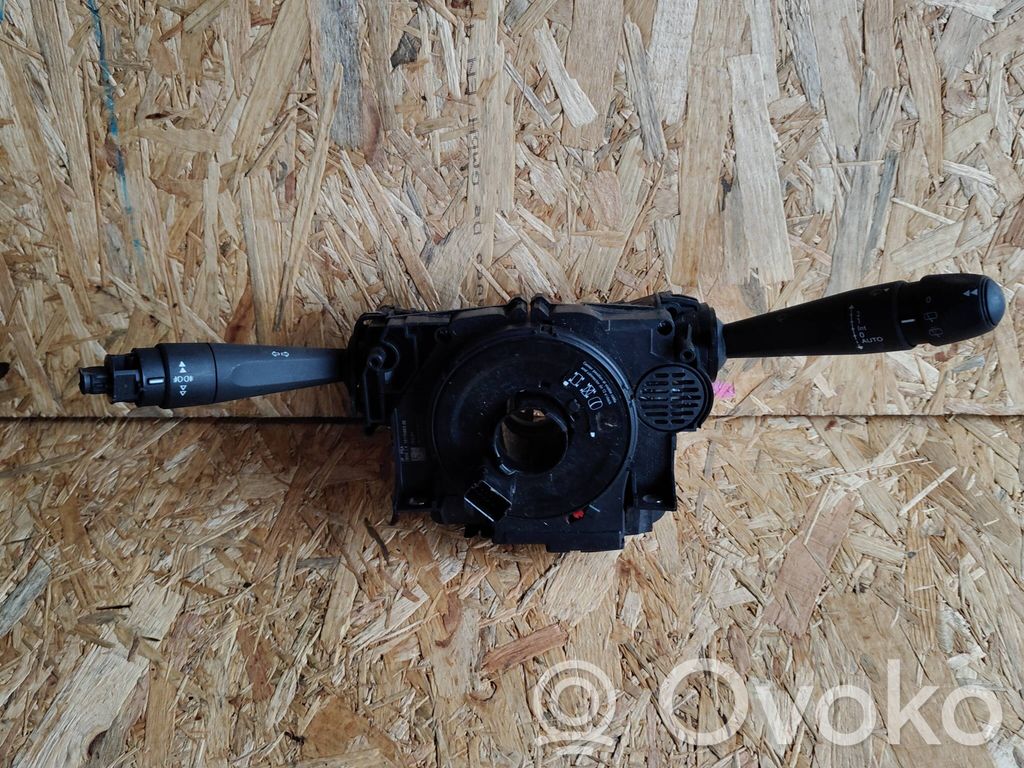 Citroen C3 Interruptor/palanca de limpiador de luz de giro 