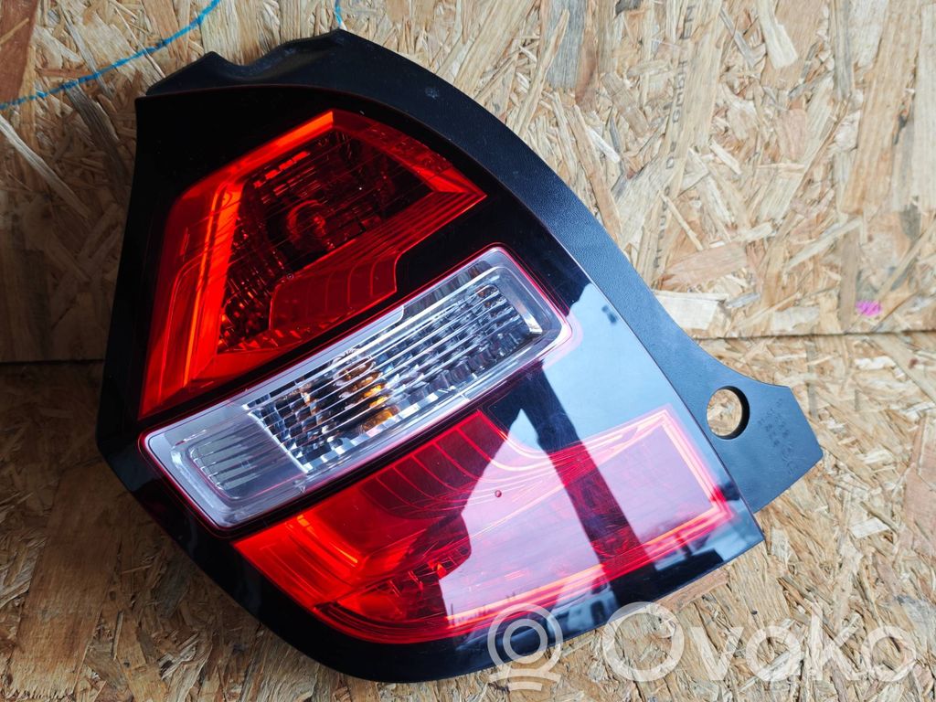 Renault Twingo III Lampa tylna 