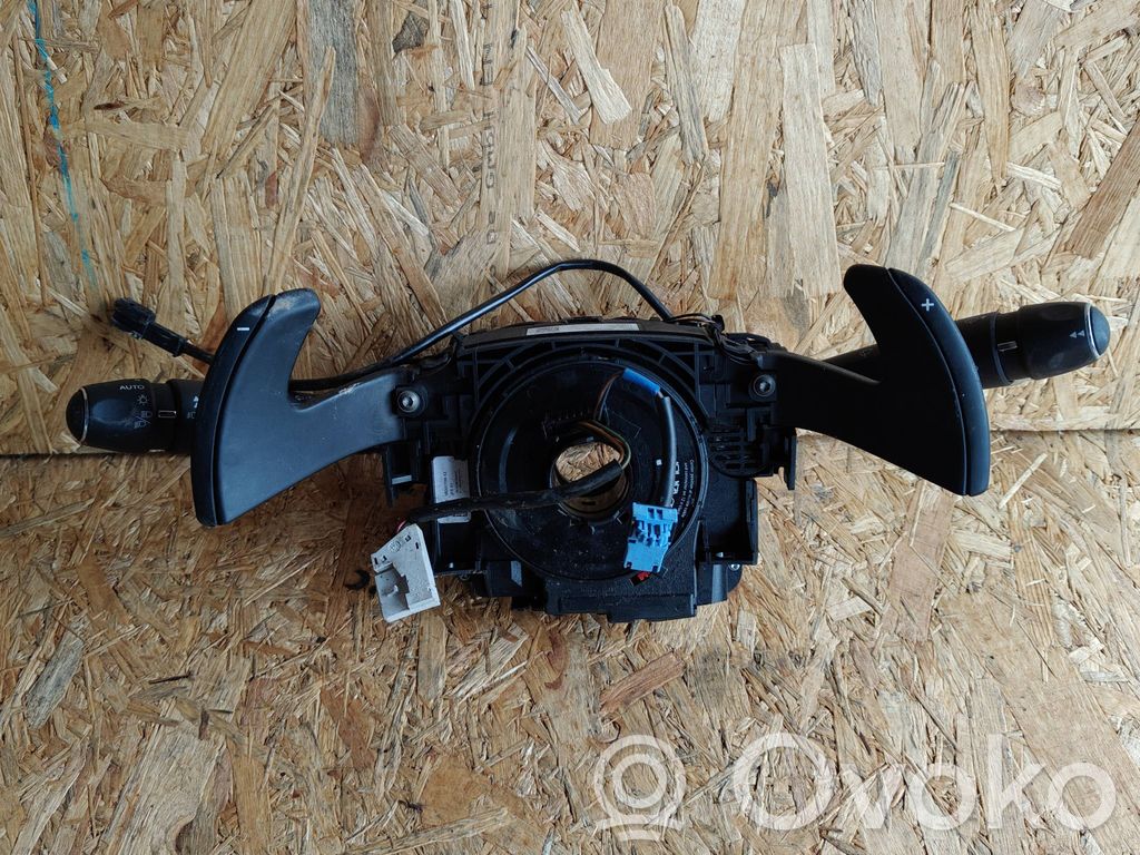 Peugeot 508 Interruptor/palanca de limpiador de luz de giro 