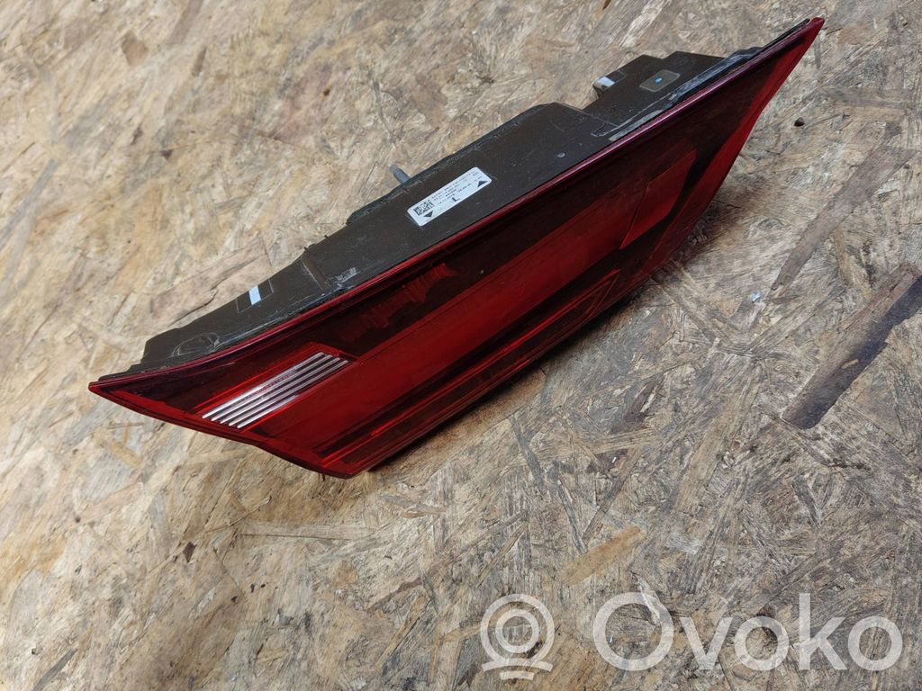 BMW 1 F40 Takaluukun takavalot 