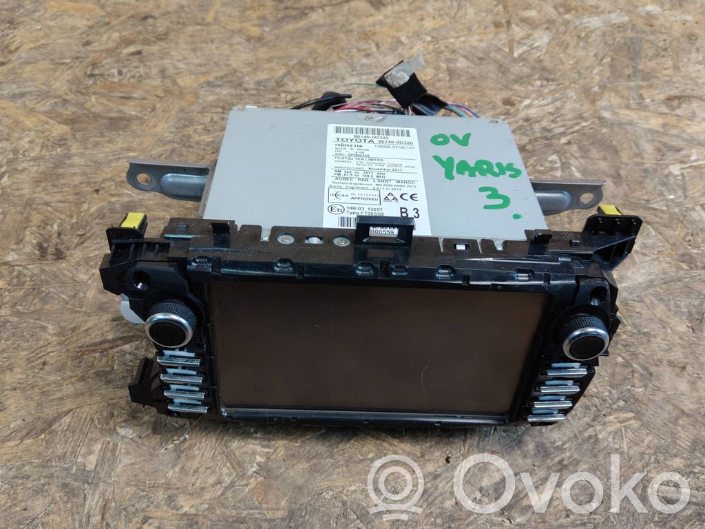 Toyota Yaris Unitate principală radio/CD/DVD/GPS 