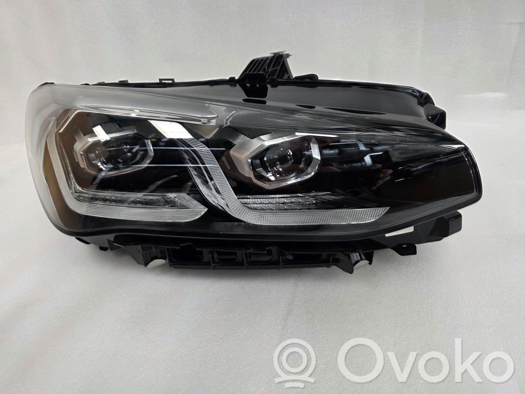 BMW 2 Active Tourer U06 Headlight/headlamp 