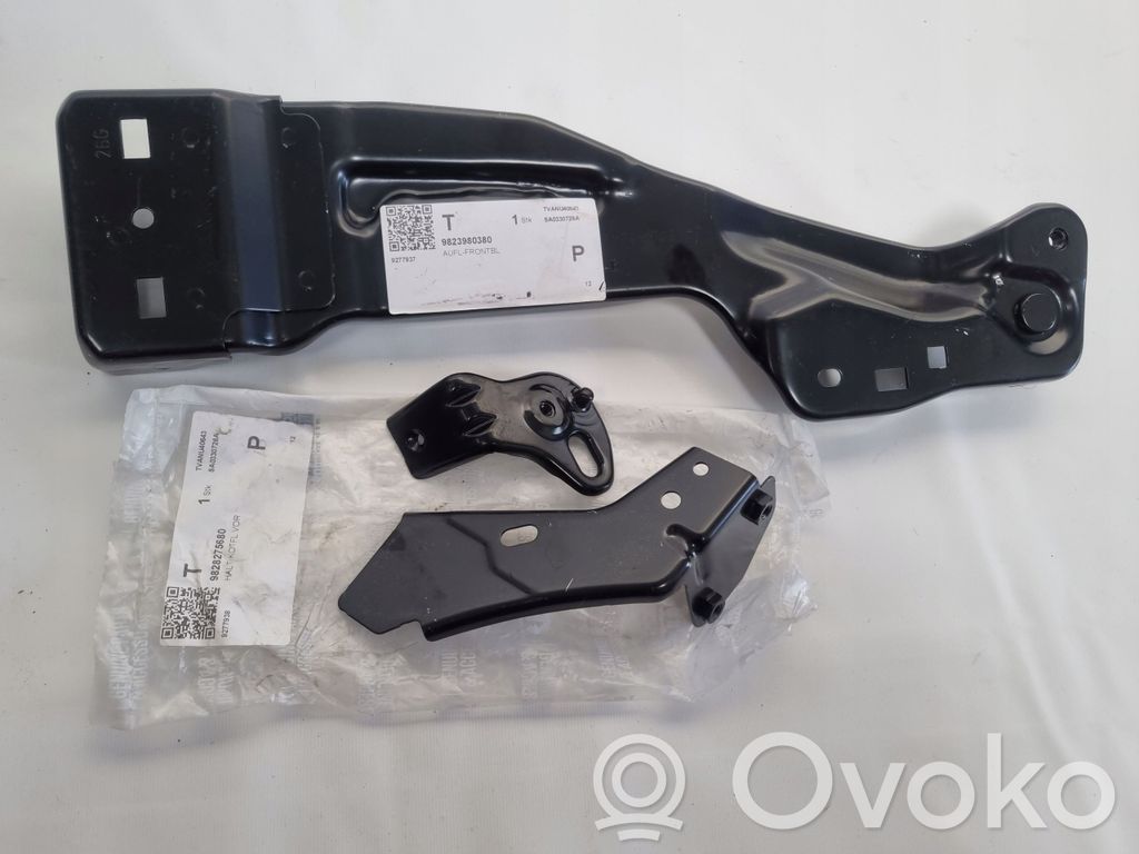 Opel Corsa F Uchwyt / Mocowanie lampy przedniej 