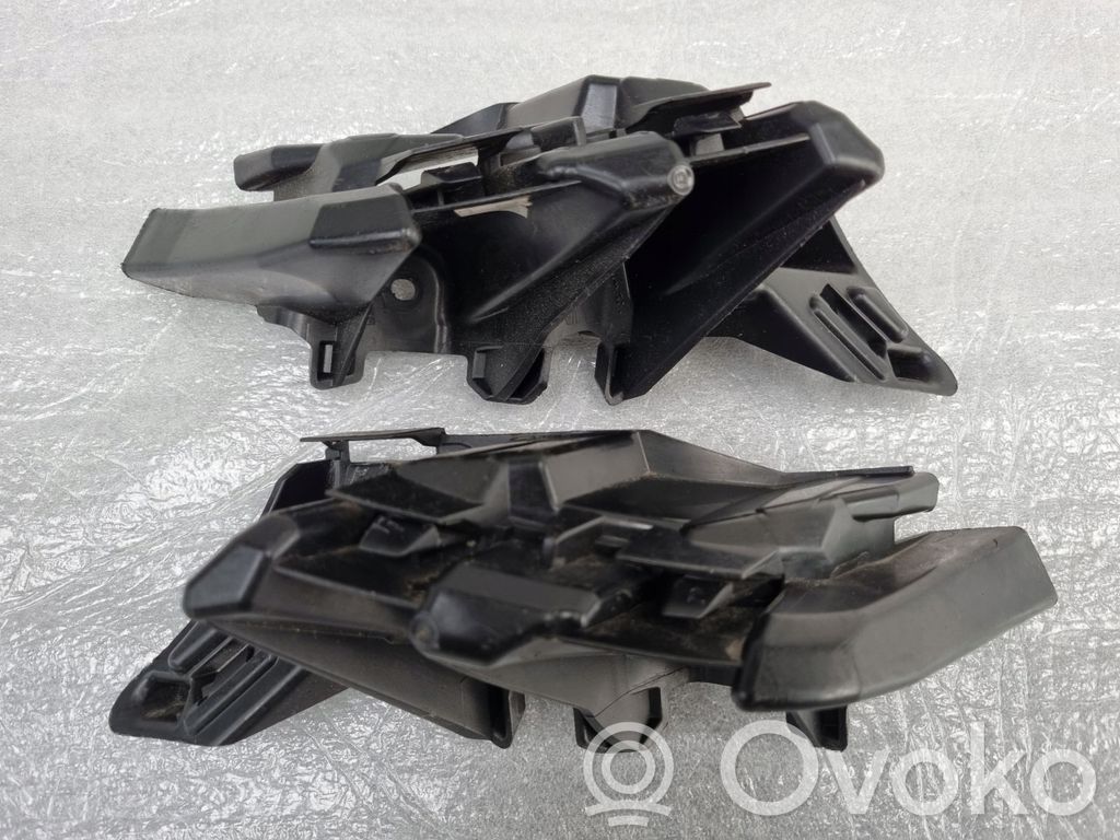 Seat Leon IV Soporte de montaje del parachoques trasero 