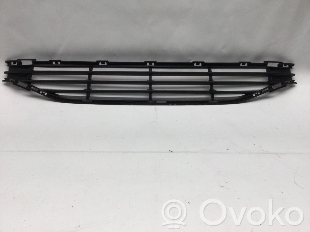 Volvo V40 Grilă inferioară bară față 