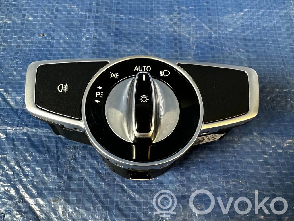 Mercedes-Benz S W222 Przełącznik świateł 
