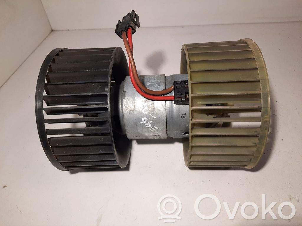 Mazā radiatora ventilators   0130101103