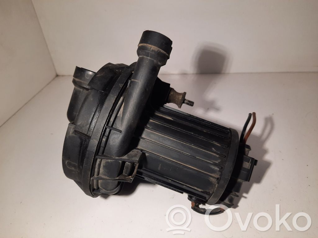 Audi A6 S6 C5 4B Pompa powietrza wtórnego 