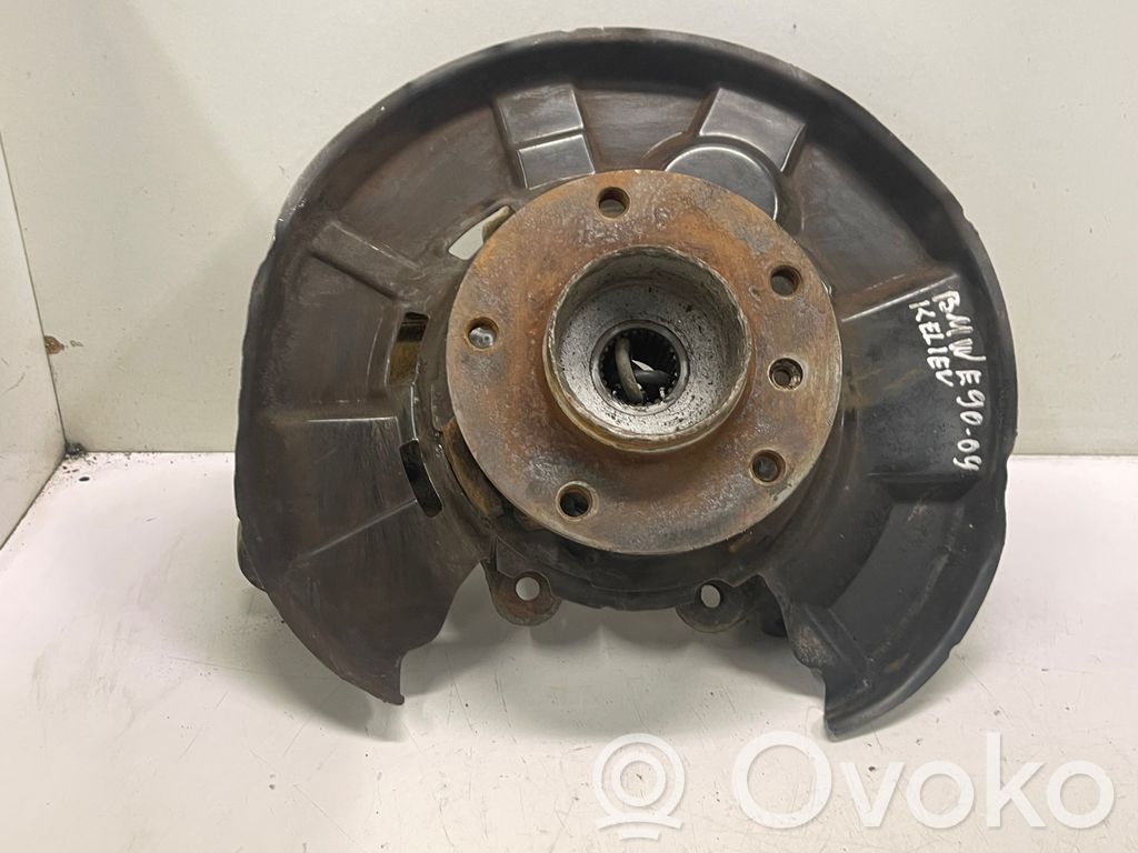 Rear wheel hub