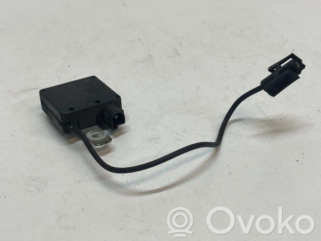 Unidad de control de la antena   8380945,APB981