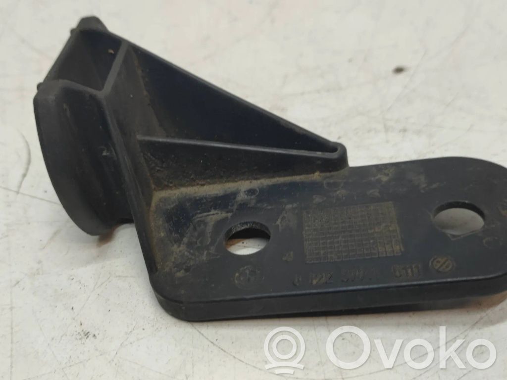 Front bumper mounting bracket   81225771