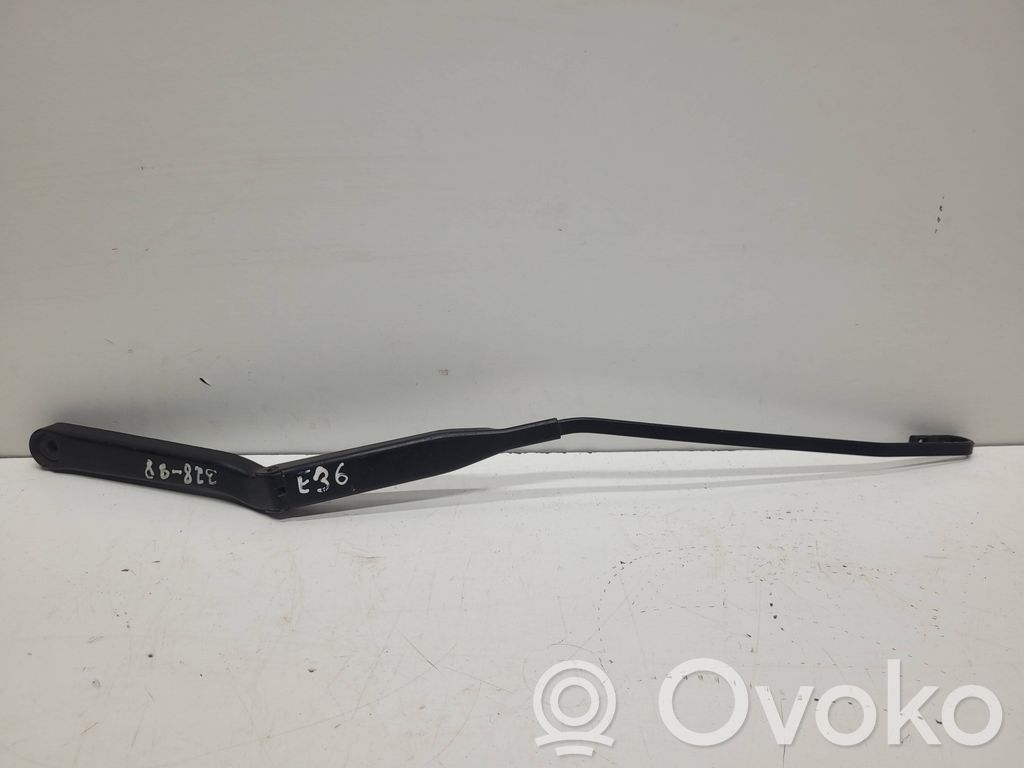 BMW 3 E36 Wischerarm vorne 