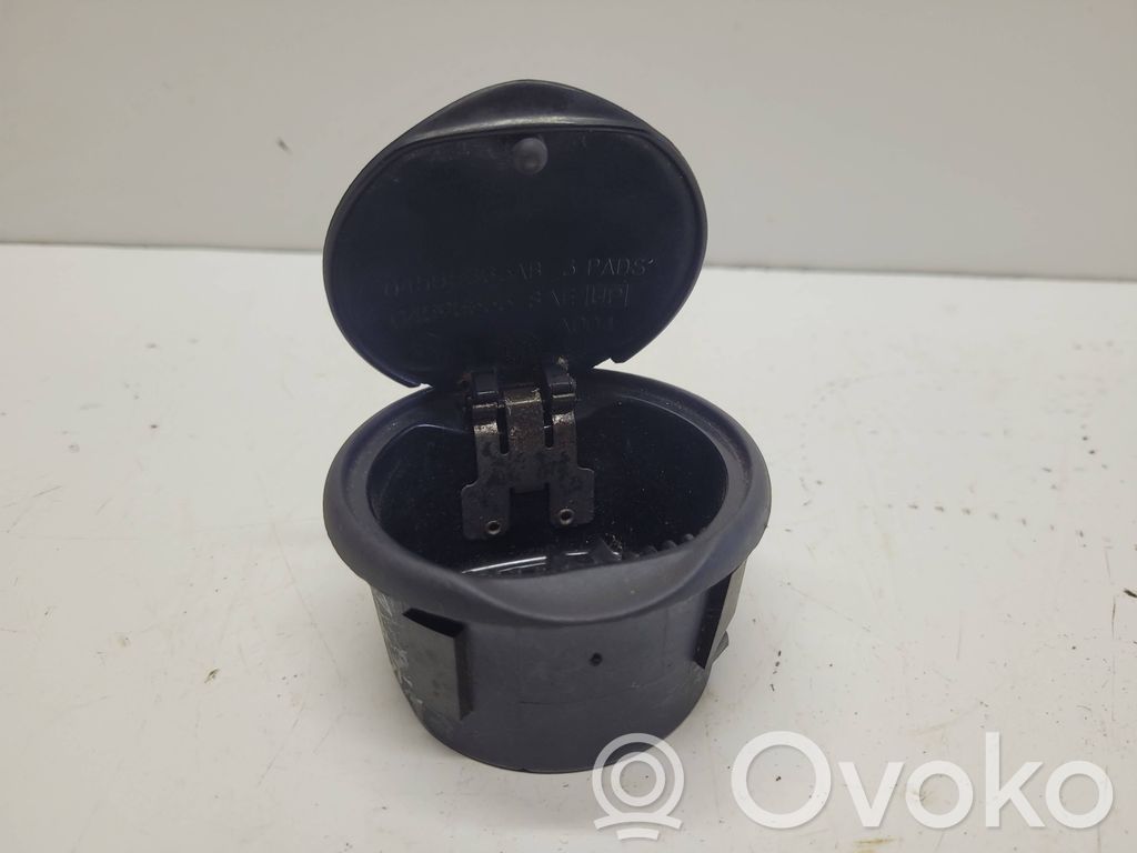 Chrysler Voyager Ashtray (front) 