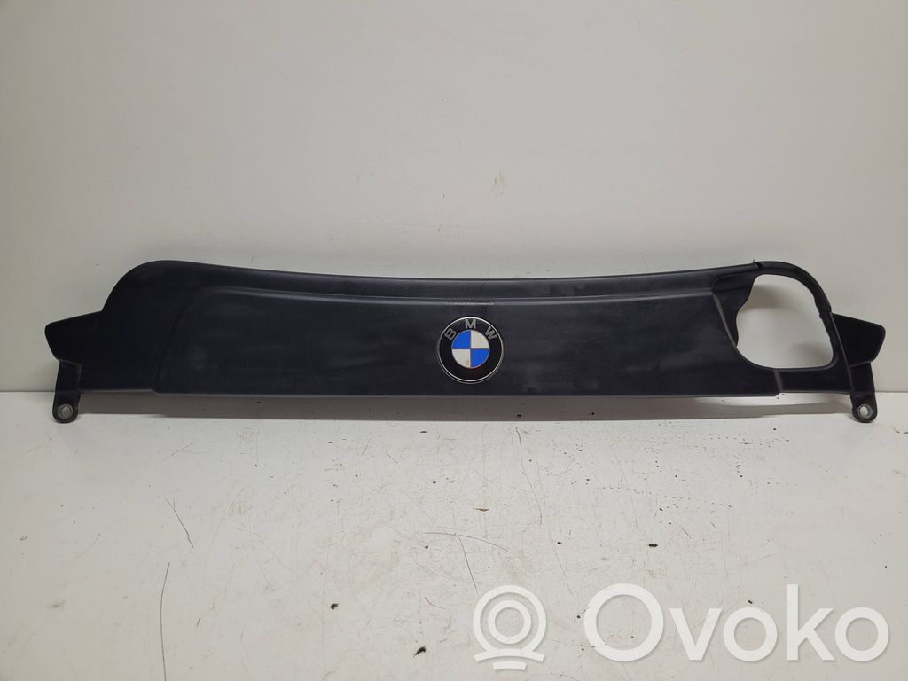 BMW 5 E60 E61 Moottorin koppa 