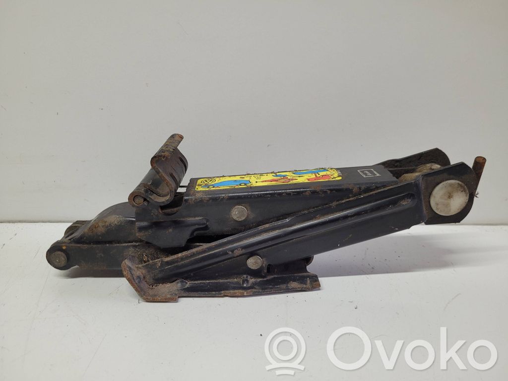 Volkswagen PASSAT B5 Cric de levage 