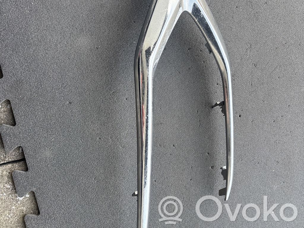 Mitsubishi Space Star Unteres Gitter dreiteilig vorne 