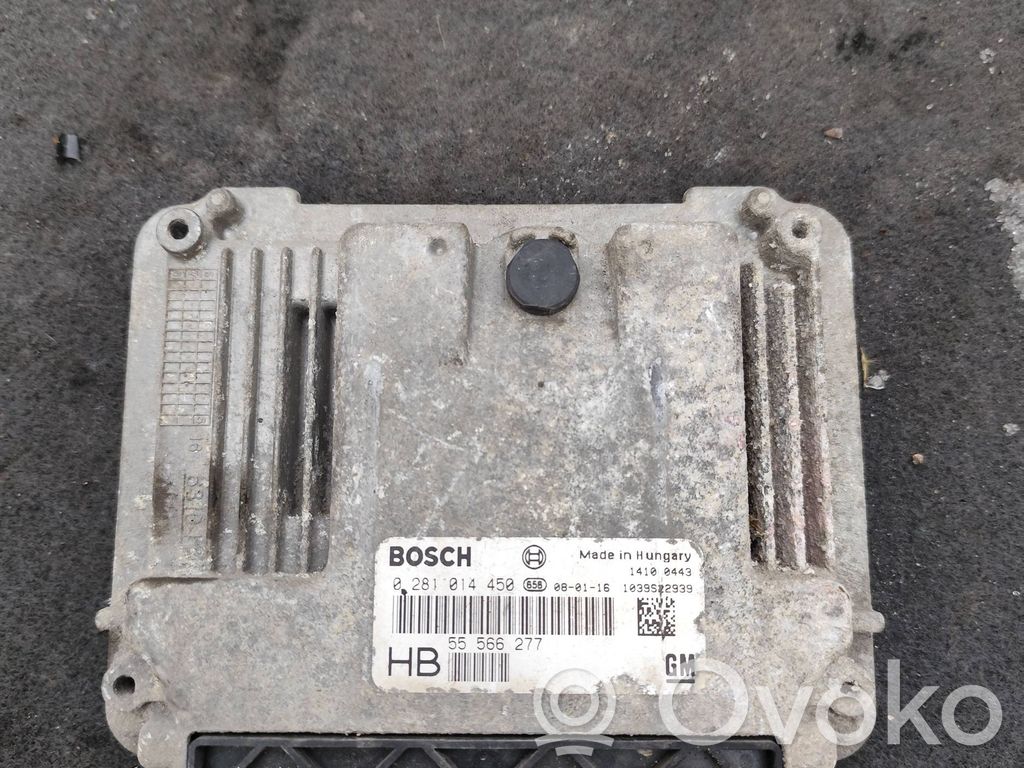 Opel Vectra C Engine control unit/module 