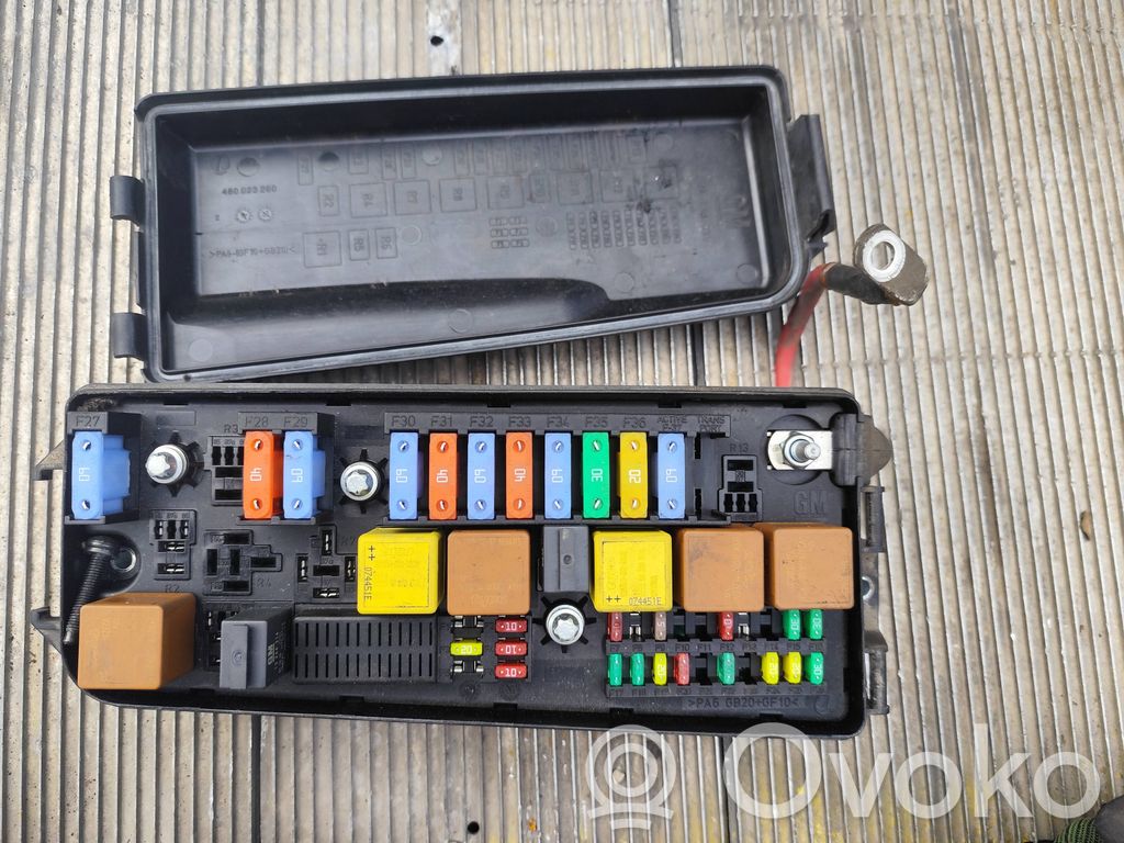 Saab 9-3 Ver2 Juego de caja de fusibles 