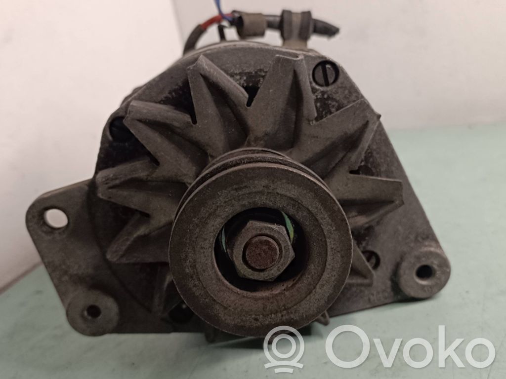Audi 80 90 S2 B4 Generatorius 
