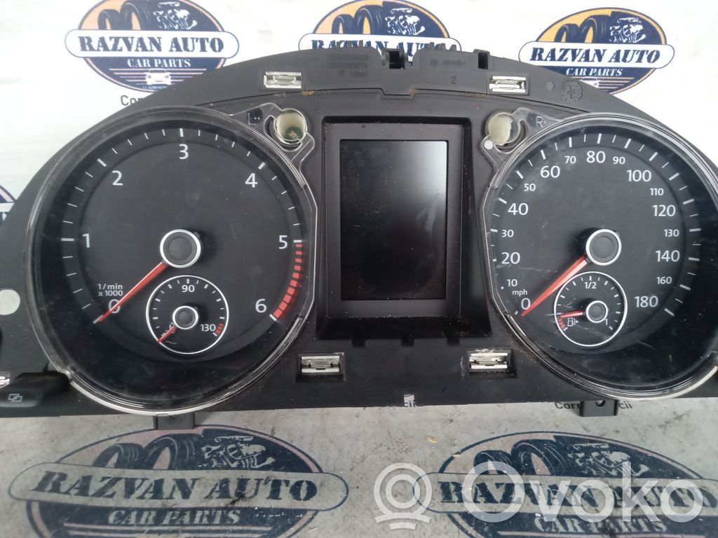 Volkswagen PASSAT CC Licznik / Prędkościomierz 