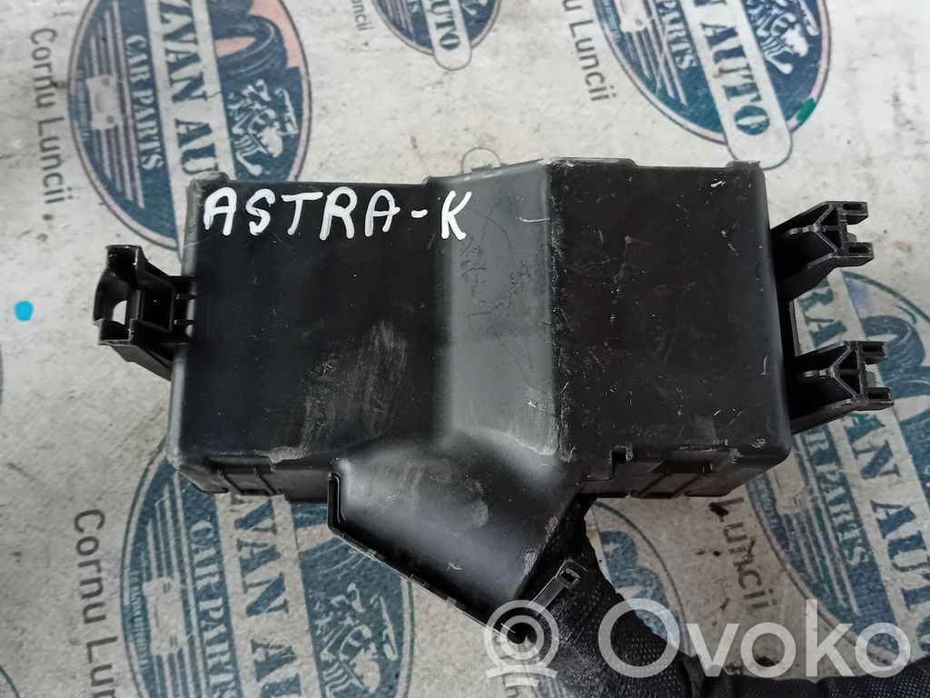 Opel Astra K Sulakemoduuli 