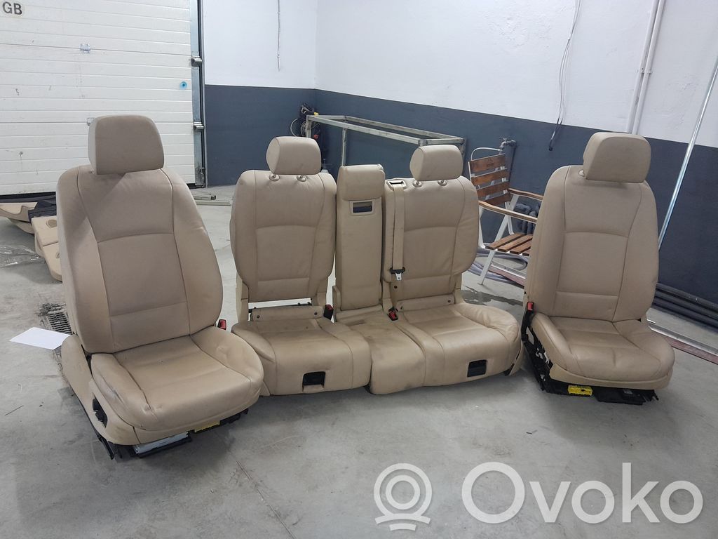 Interior set   12812