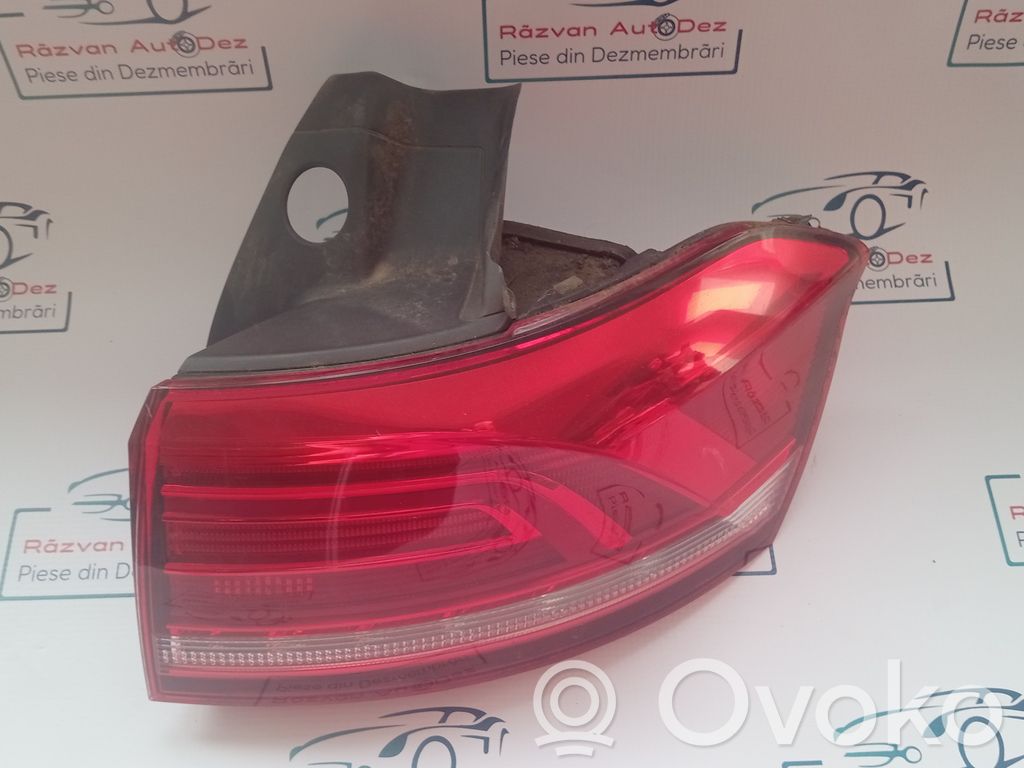Volkswagen PASSAT B8 Lampa tylna 