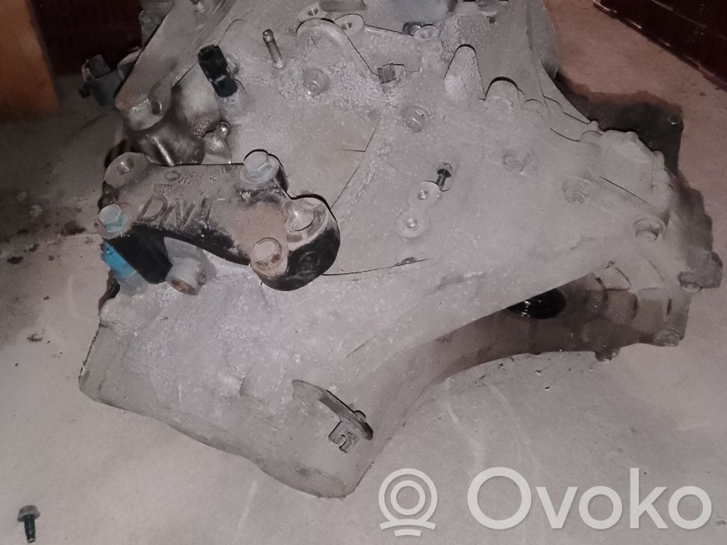 Nissan Qashqai Mehāniska 6 ātrumu pārnesumkārba 