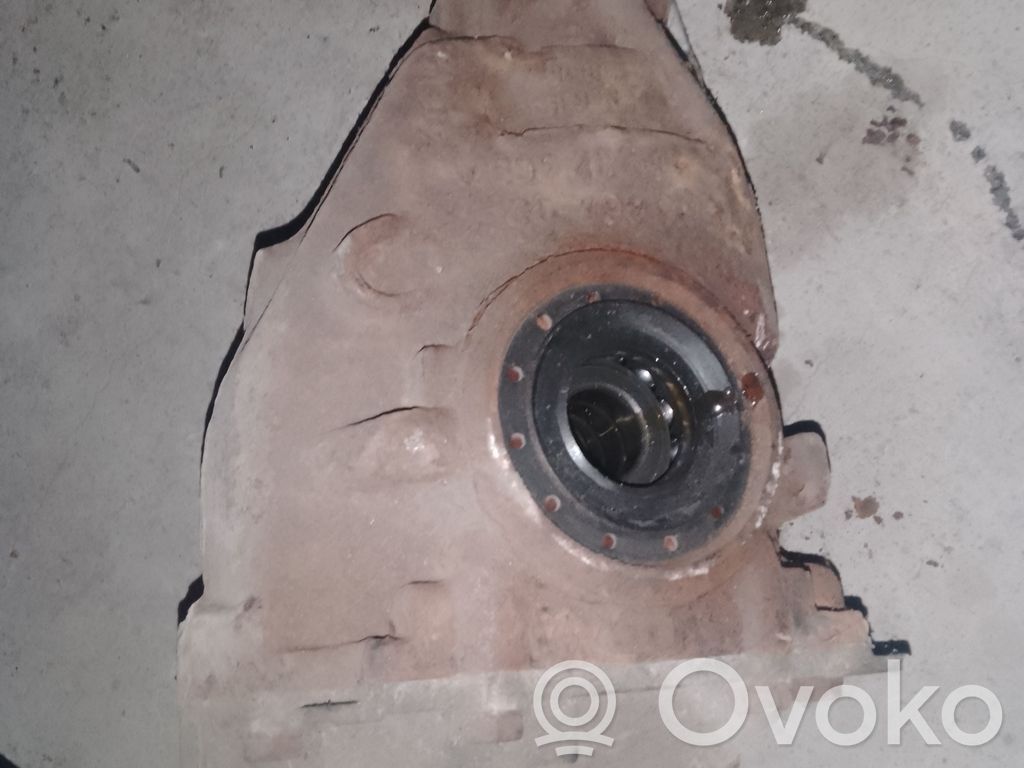 BMW iX3 G08 Takatasauspyörästö 