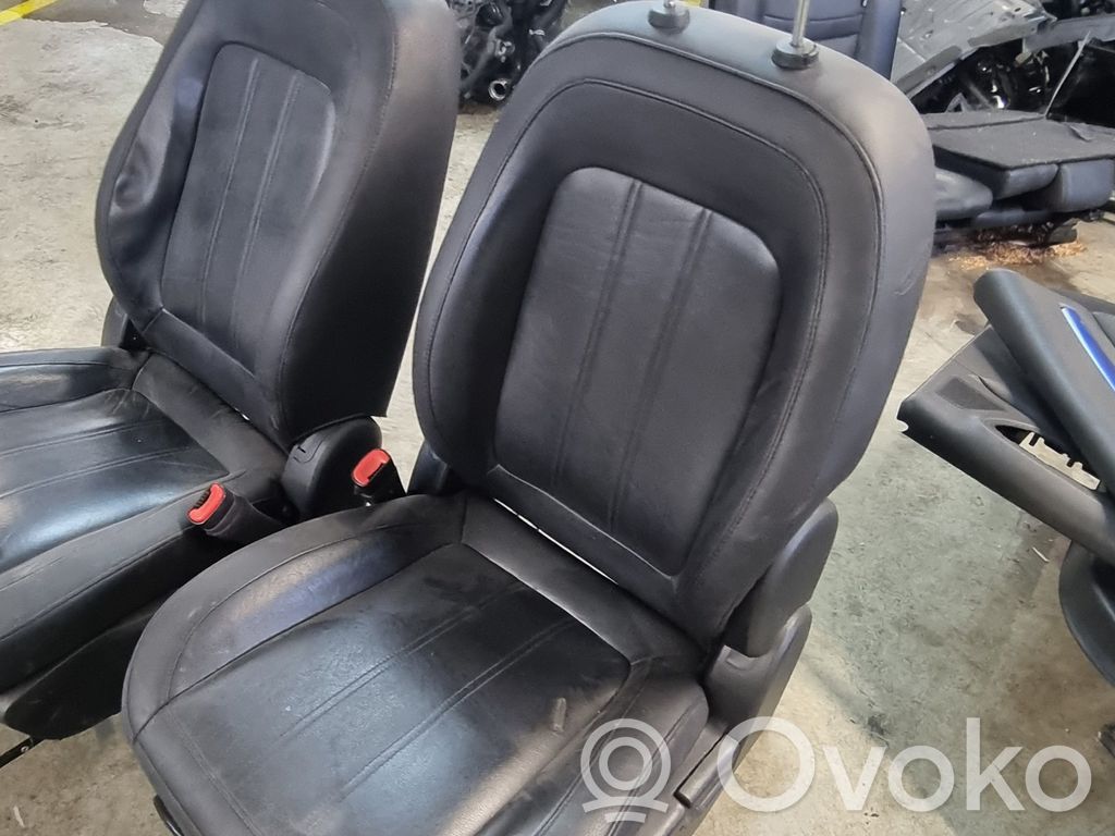 Interior set   22268
