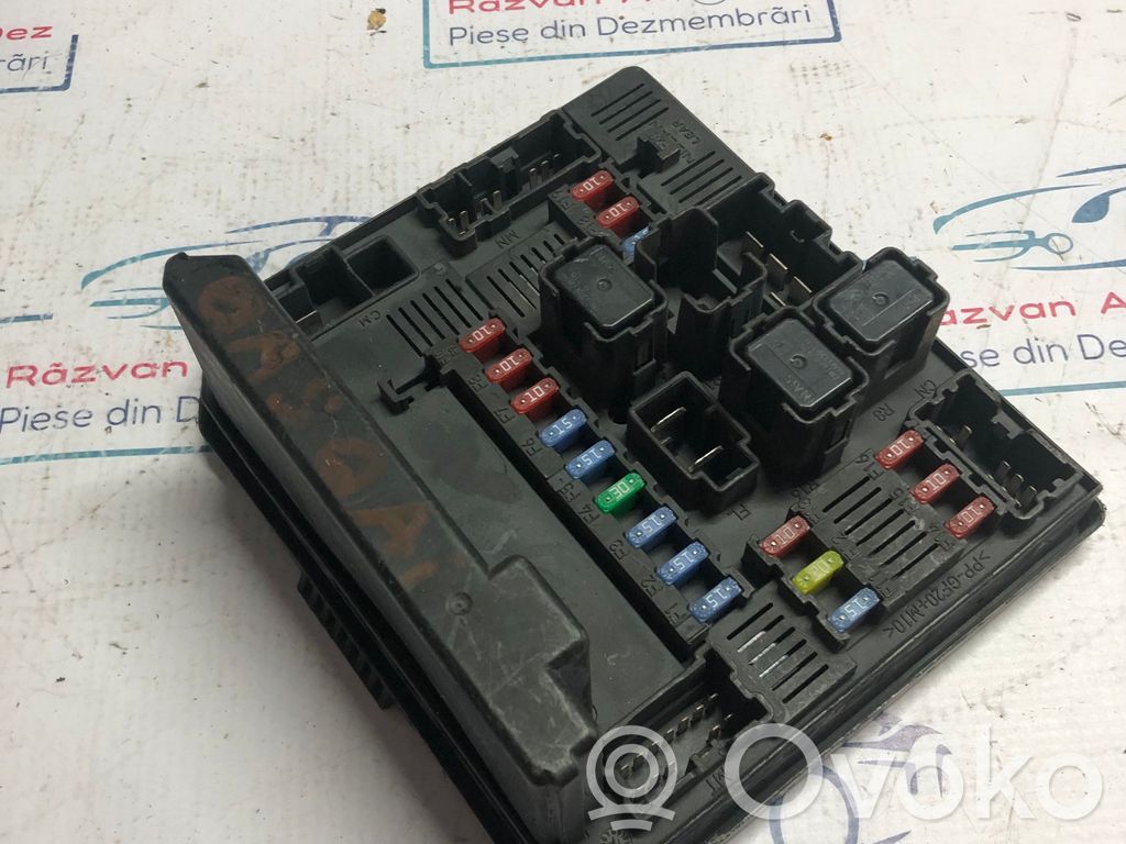 Nissan Qashqai Fuse module 