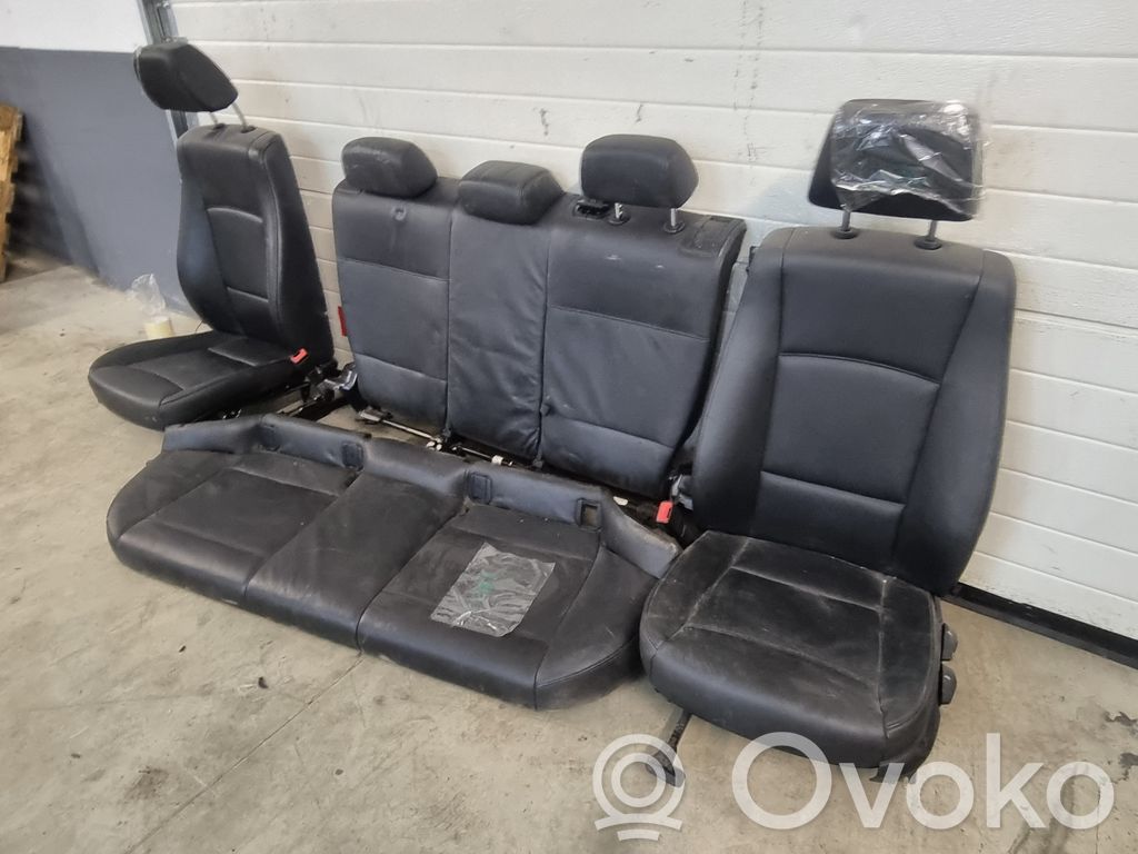 Interior set   22023
